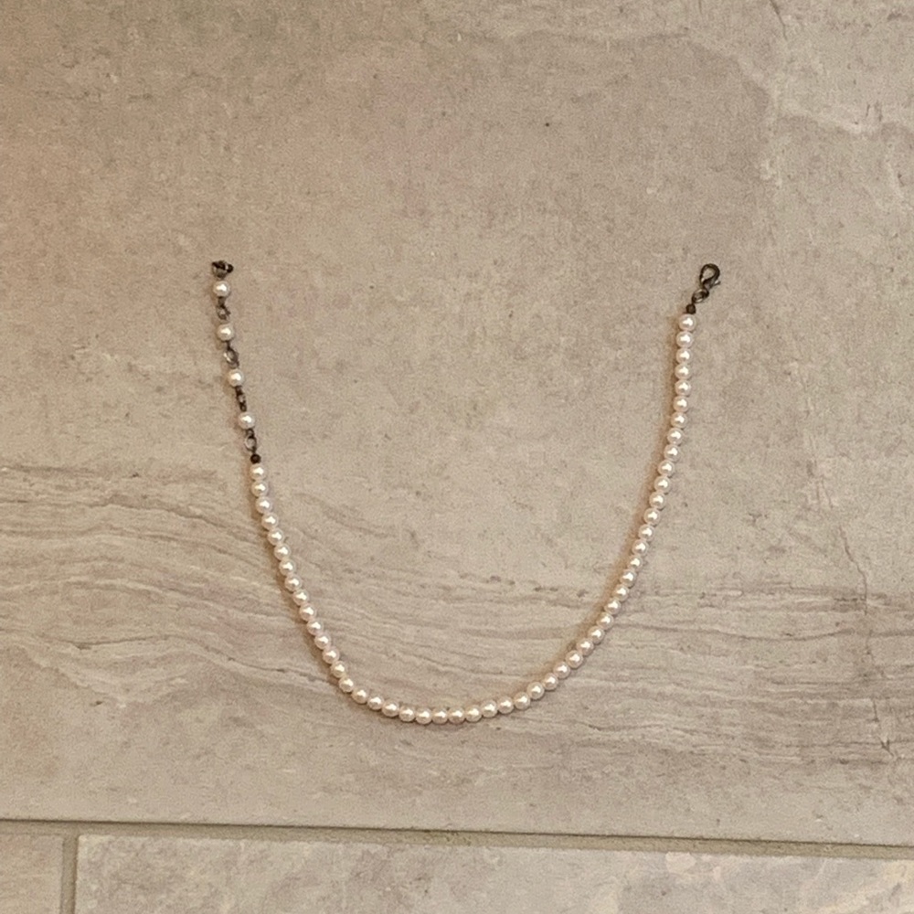 Pearl necklace